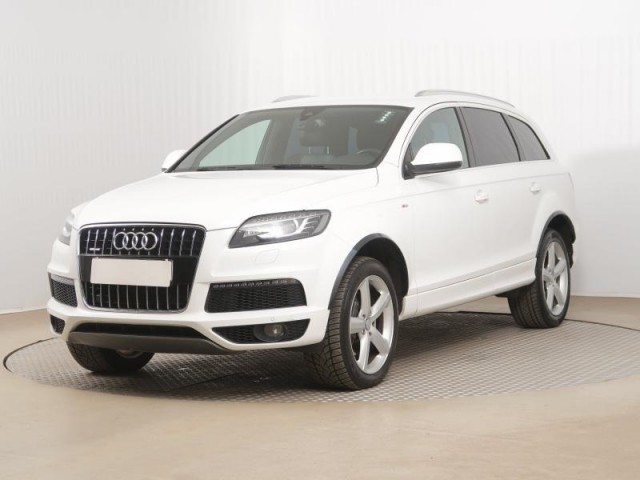 Audi Q7  3.0 TDI S-Line