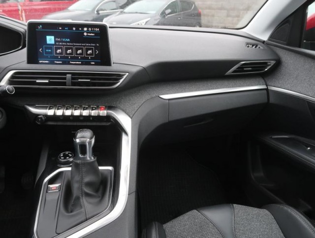 Peugeot 3008  1.6 BlueHDi 