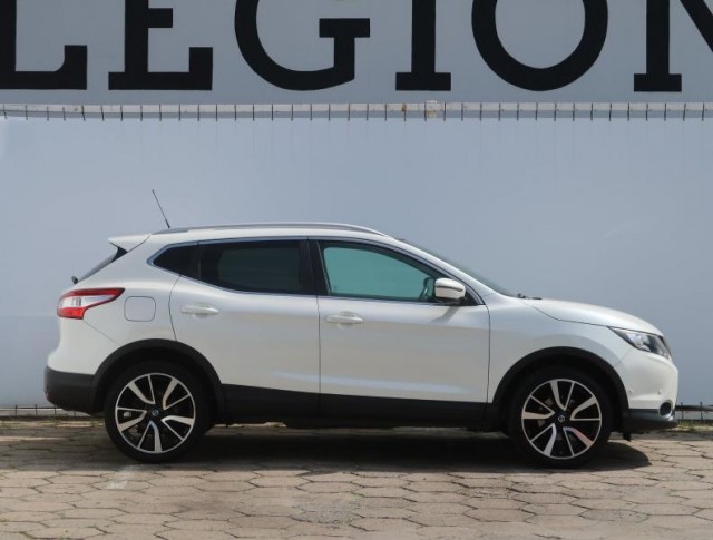 Nissan Qashqai  1.2 DIG-T 