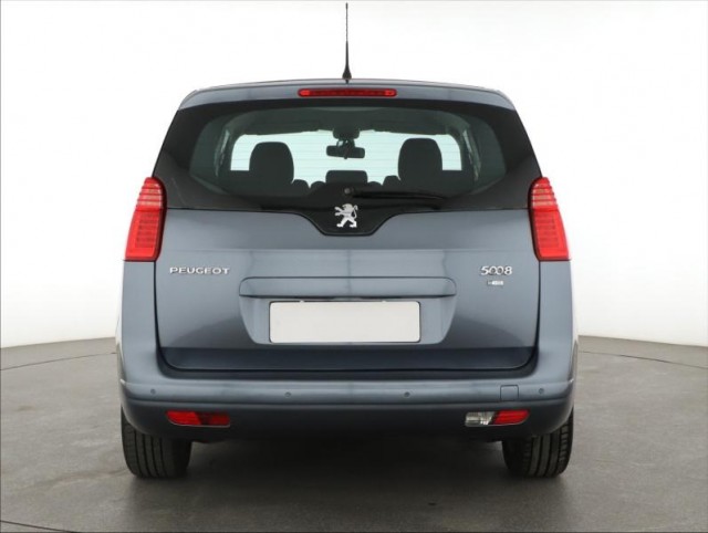 Peugeot 5008  1.6 HDi 