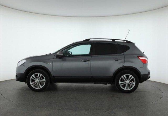 Nissan Qashqai  2.0 