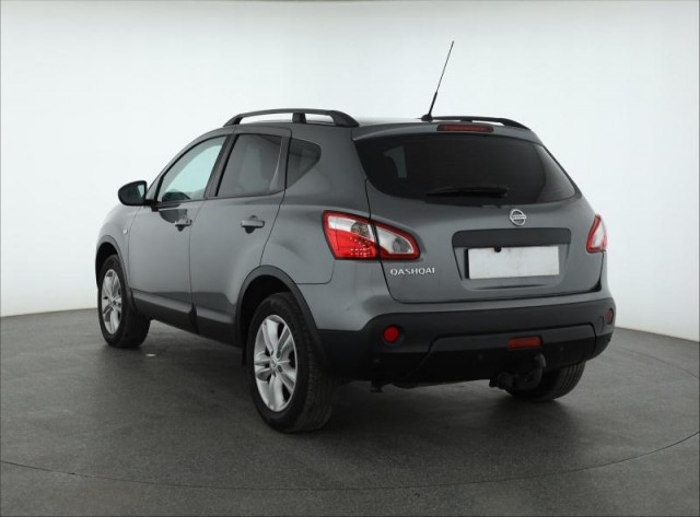 Nissan Qashqai  2.0 