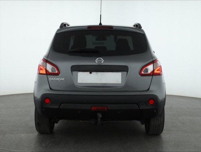 Nissan Qashqai  2.0 