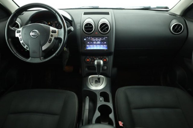 Nissan Qashqai  2.0 