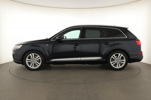 Audi Q7  3.0 TDI S-Line