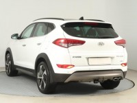 Hyundai Tucson  2.0 CRDi 