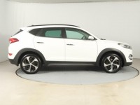 Hyundai Tucson  2.0 CRDi 