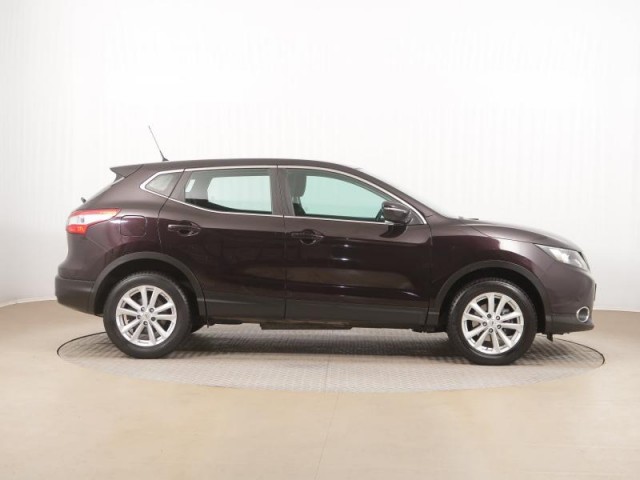 Nissan Qashqai  1.2 DIG-T 