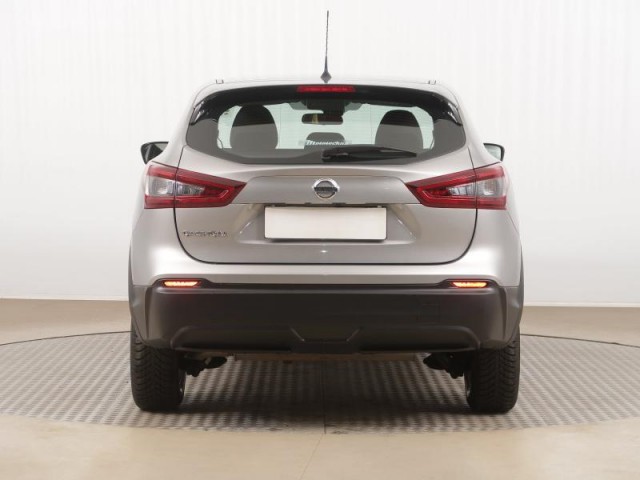 Nissan Qashqai  1.3 DIG-T 