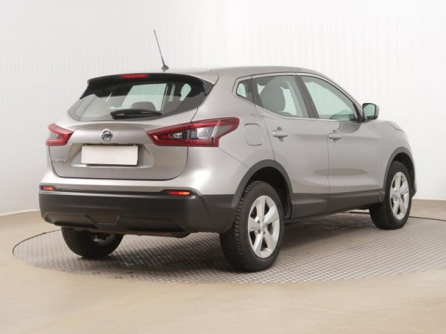 Nissan Qashqai  1.3 DIG-T 