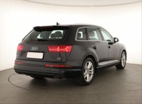 Audi Q7  3.0 TDI S-Line