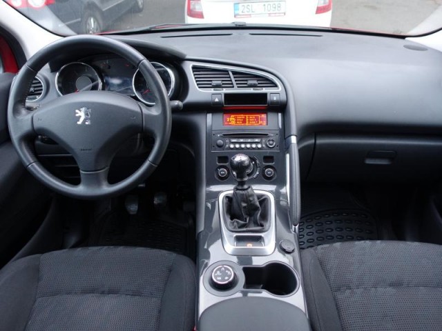 Peugeot 3008  1.6 HDi 