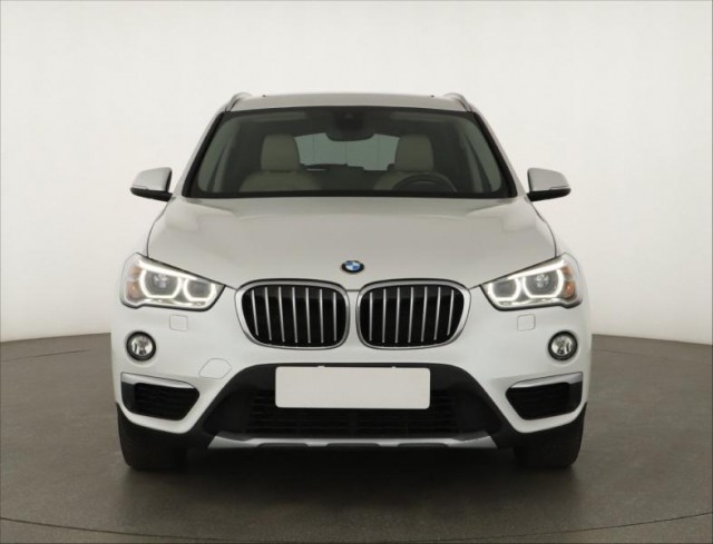 BMW X1  xDrive20d Sport Line