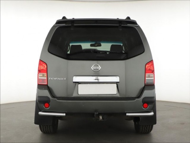 Nissan Pathfinder  2.5 dCi 