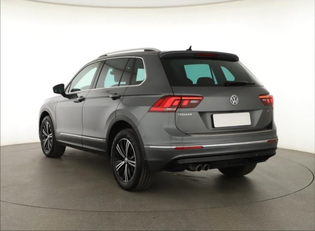 Volkswagen Tiguan  2.0 TDI 