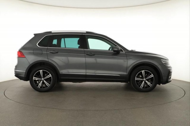 Volkswagen Tiguan  2.0 TDI 