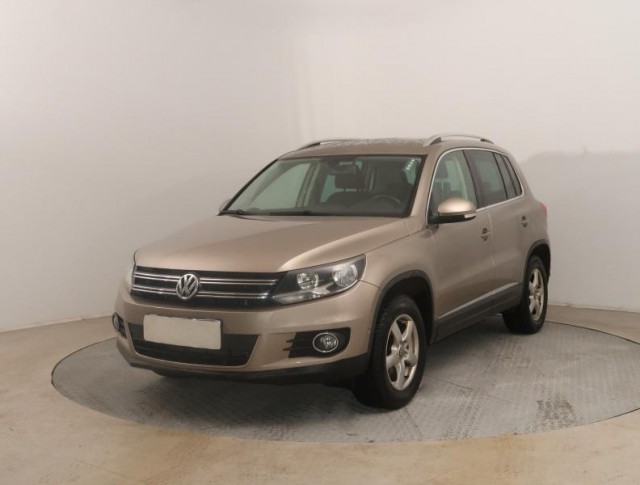 Volkswagen Tiguan  2.0 TDI 