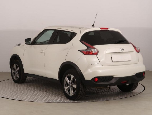 Nissan Juke  1.6 i 