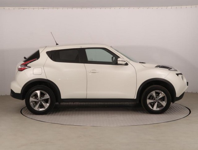 Nissan Juke  1.6 i 