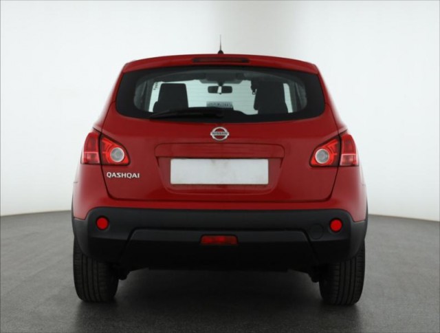 Nissan Qashqai  2.0 