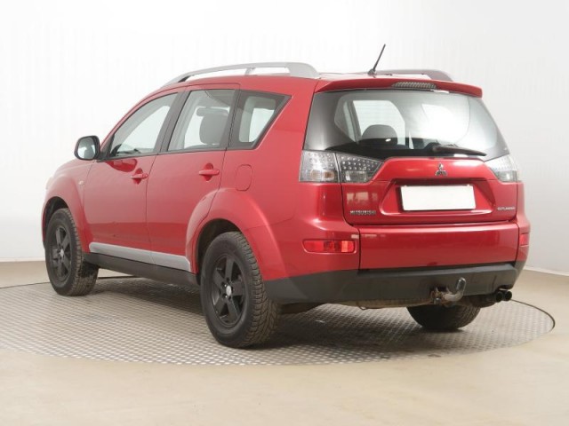 Mitsubishi Outlander  2.0 DI-D 