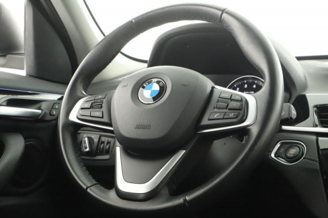 BMW X1  sDrive18i 