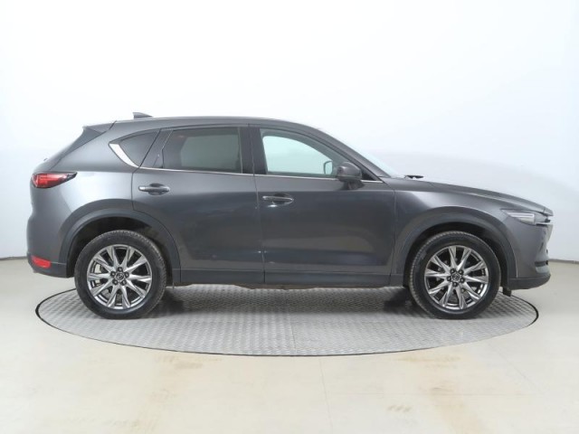 Mazda CX-5  2.5 Skyactiv-G Revolution TOP