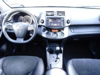 Toyota RAV 4  2.0 VVT-i 