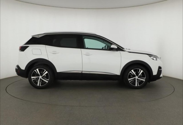 Peugeot 3008  1.6 THP 