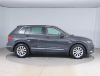 Volkswagen Tiguan  2.0 TDI R-Line