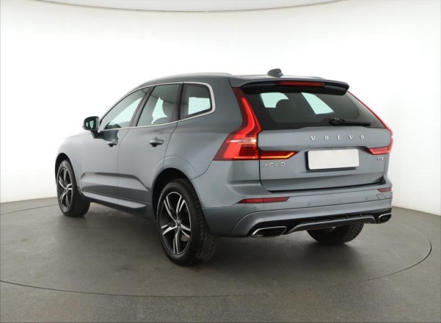 Volvo XC60  T5 AWD R-Design