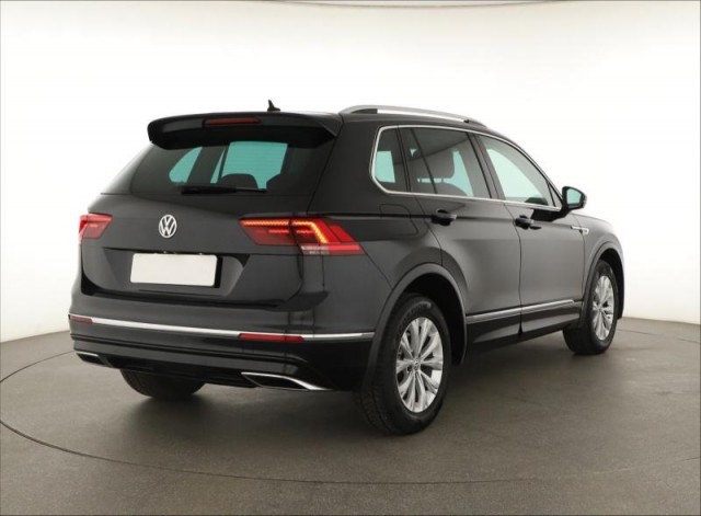 Volkswagen Tiguan  2.0 BiTDI R-Line