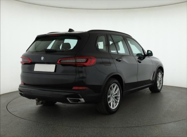 BMW X5  xDrive40i 