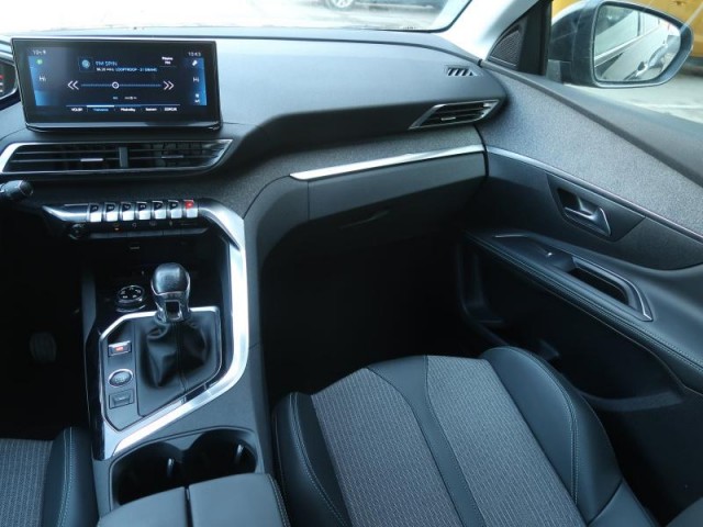 Peugeot 5008  1.5 BlueHDi 