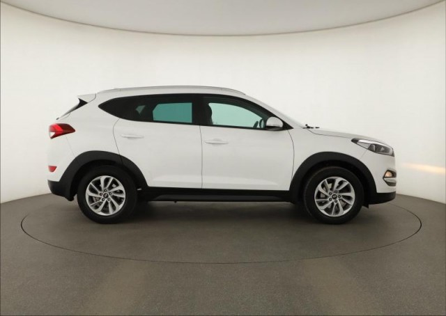 Hyundai Tucson  1.7 CRDi 