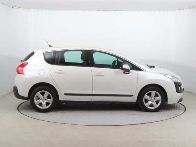 Peugeot 3008  1.6 HDi 