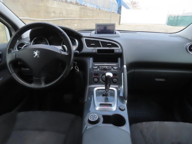 Peugeot 3008  1.6 HDi 