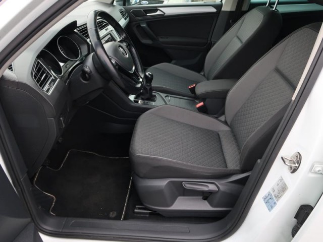 Volkswagen Tiguan  2.0 TDI 