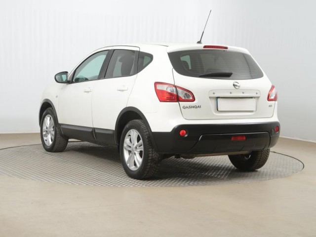 Nissan Qashqai  2.0 dCi 