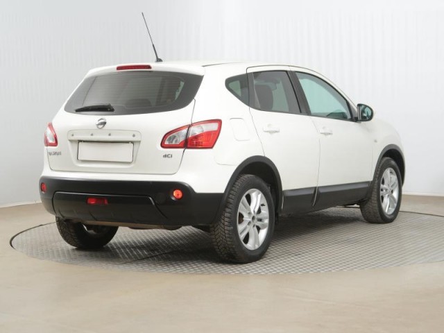 Nissan Qashqai  2.0 dCi 