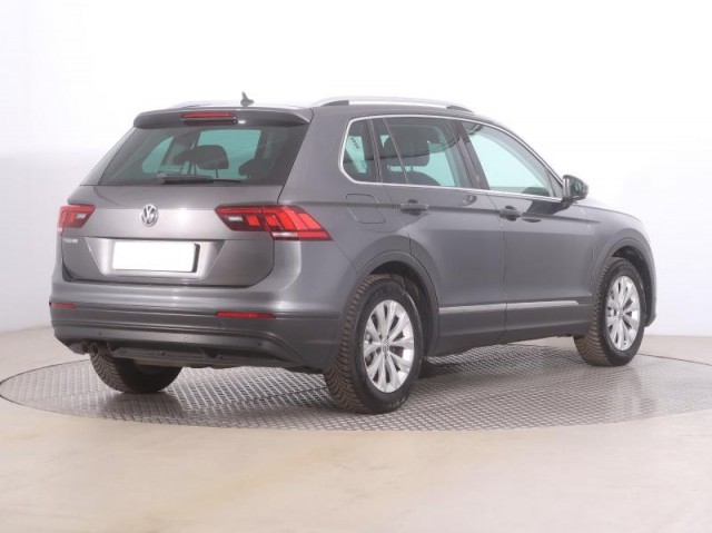 Volkswagen Tiguan  2.0 TDI Comfortline