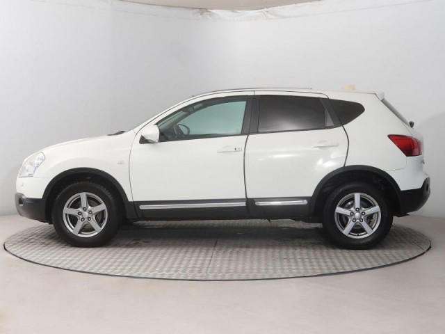 Nissan Qashqai  2.0 dCi 