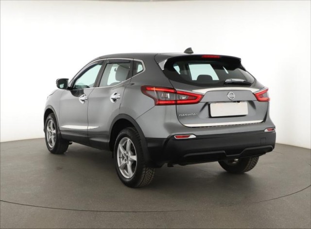 Nissan Qashqai  1.6 DIG-T 