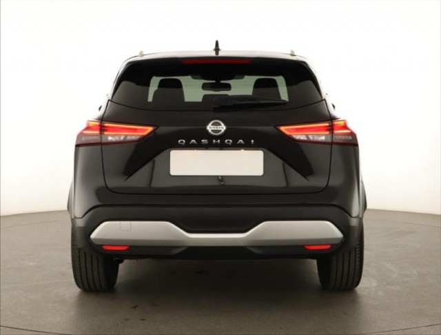 Nissan Qashqai  1.3 DIG-T MHEV 