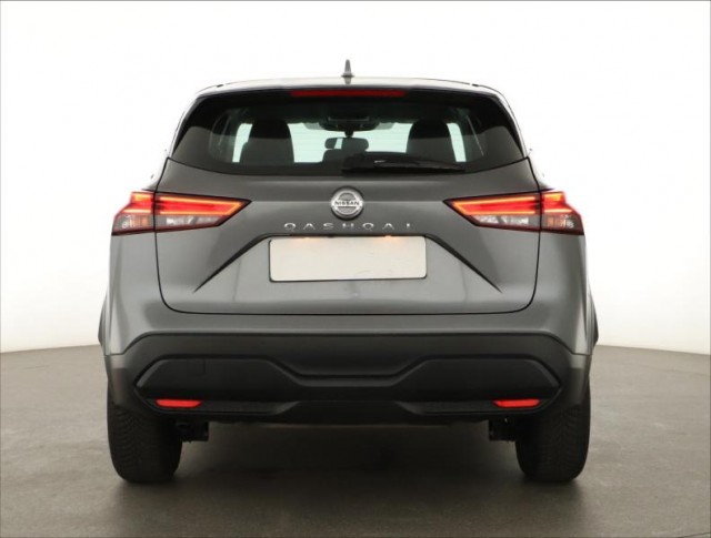 Nissan Qashqai  1.3 DIG-T 