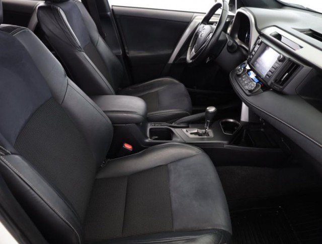 Toyota RAV 4  2.5 Hybrid 