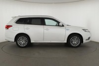 Mitsubishi Outlander  2.4 PHEV 