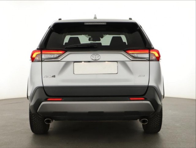 Toyota RAV 4  2.0 Valvematic 