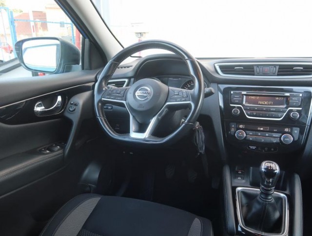 Nissan Qashqai  1.3 DIG-T 