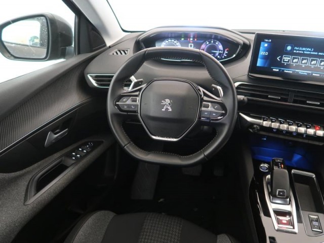 Peugeot 3008  1.2 PureTech 